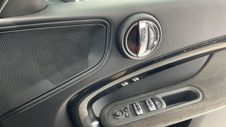 MINI Countryman 2.0 John Cooper Works ALL4 5dr Auto Petrol Hatchback